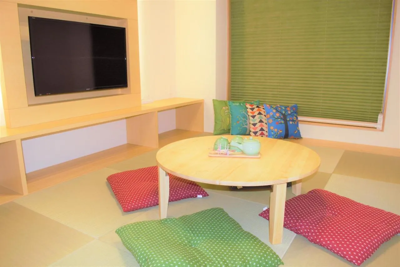 Home Inn Kujo Kawaramachi Kyōto