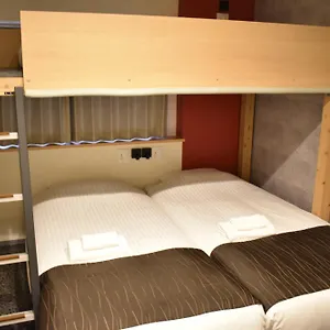 Shinsaibashi House 3*, Osaka Giappone
