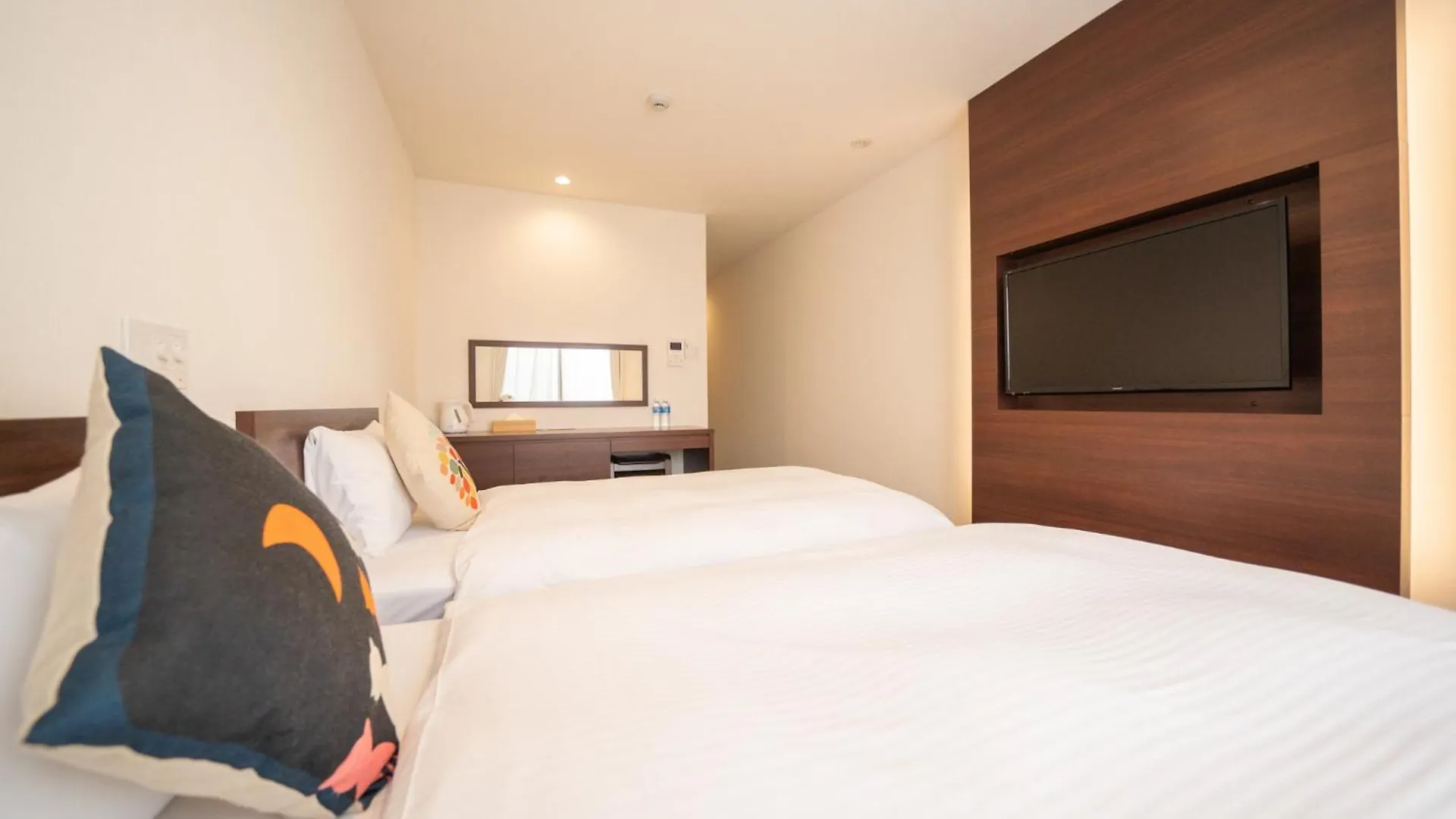 Home Inn Kujo Kawaramachi Kyoto 0*,  Japon
