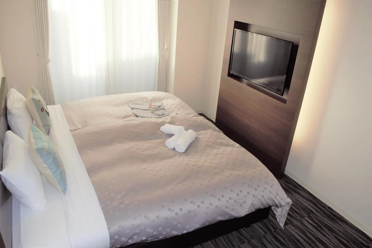Home Inn Kujo Kawaramachi Kyoto 0*,